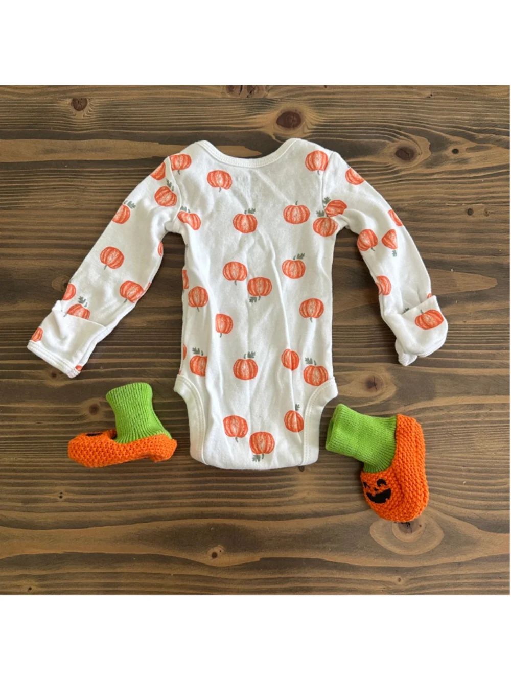 Carter's Newborn Pumpkin Bodysuit Booties Set Halloween Baby 0M